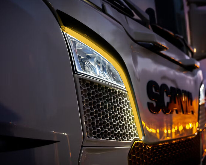 LEDSTRIP ORANGE SCANIA NEXT GEN GRILL