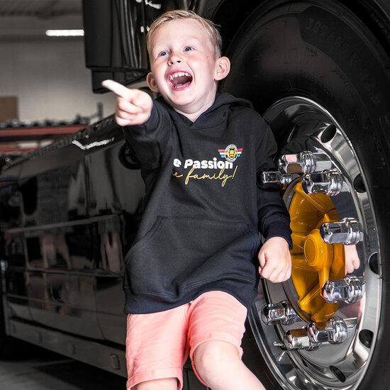 KIDS HOODIE TRUCKJUNKIE ONE PASSION ONE FAMILY