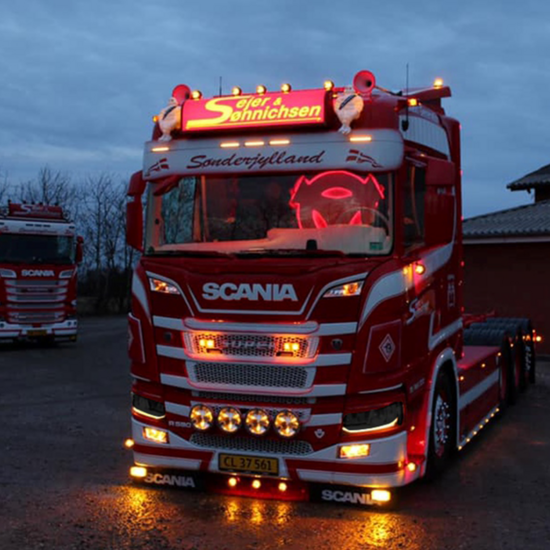 DUAL COLOR + FLASH  - EXTRA POSITION LIGHT - SCANIA LED FOG LIGHT 2016+